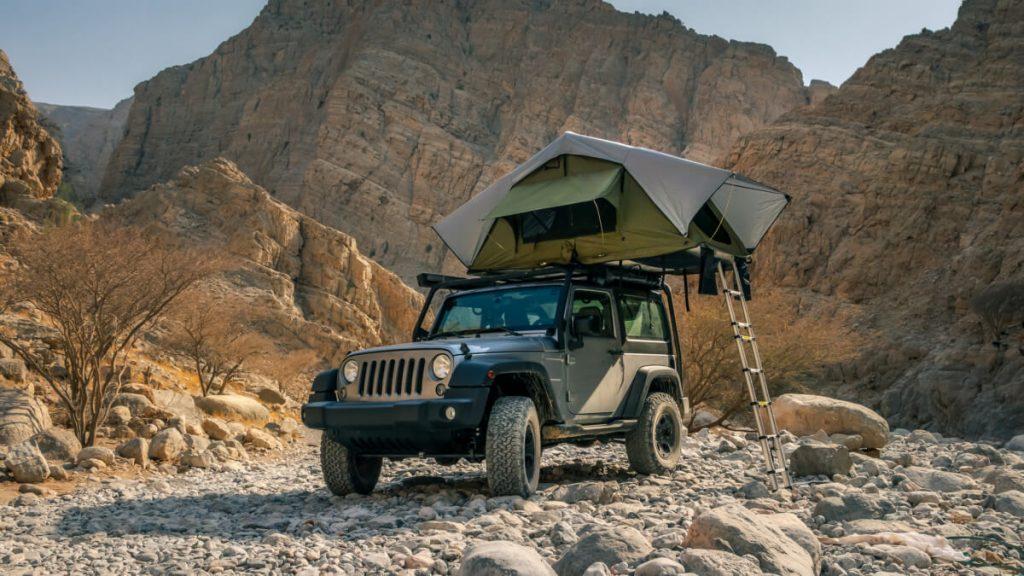 Jeep roof tent