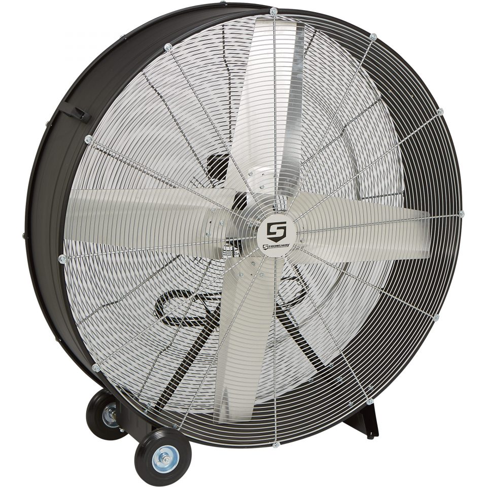 7 Best Garage Fans to Keep Your Cool and Ventilated