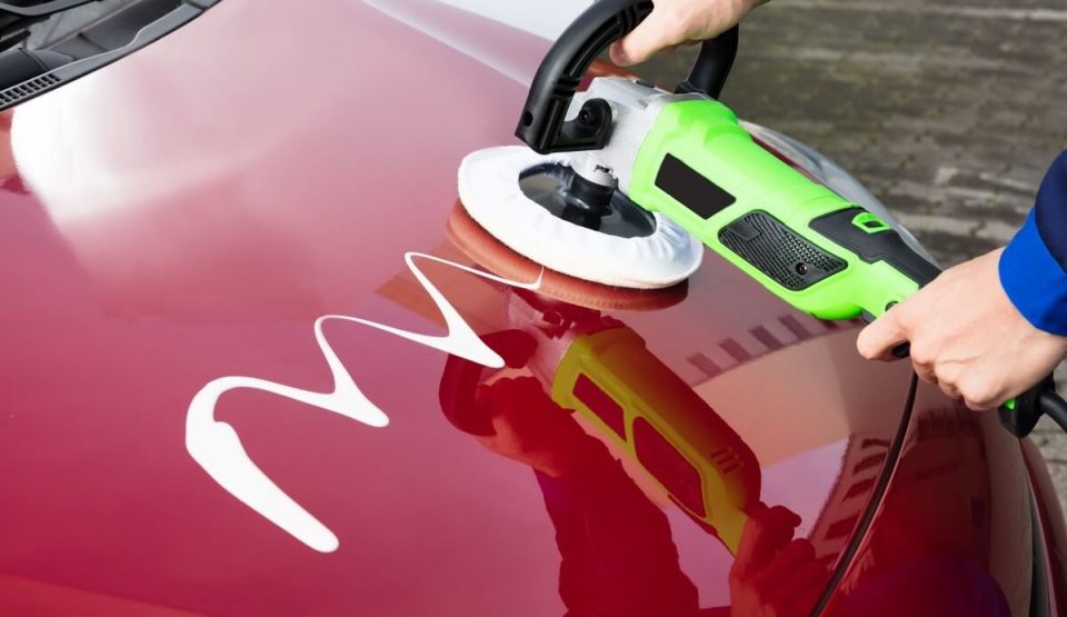 How to Polish a Car and Bring Back that New Car Shine in No Time