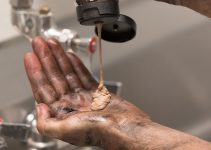 8 Best Hand Cleaners for Mechanics — Tough Soap for the Toughest Jobs