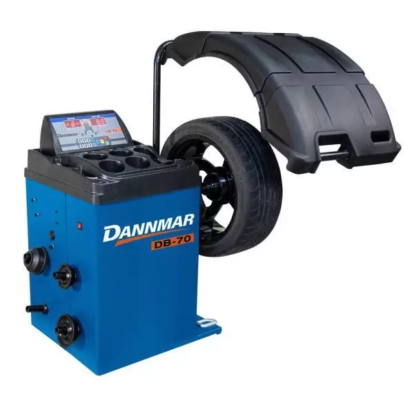 Dannmar DB-70 Automatic Wheel Balancer